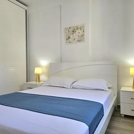 Brand New Apartments Sarande Exterior photo