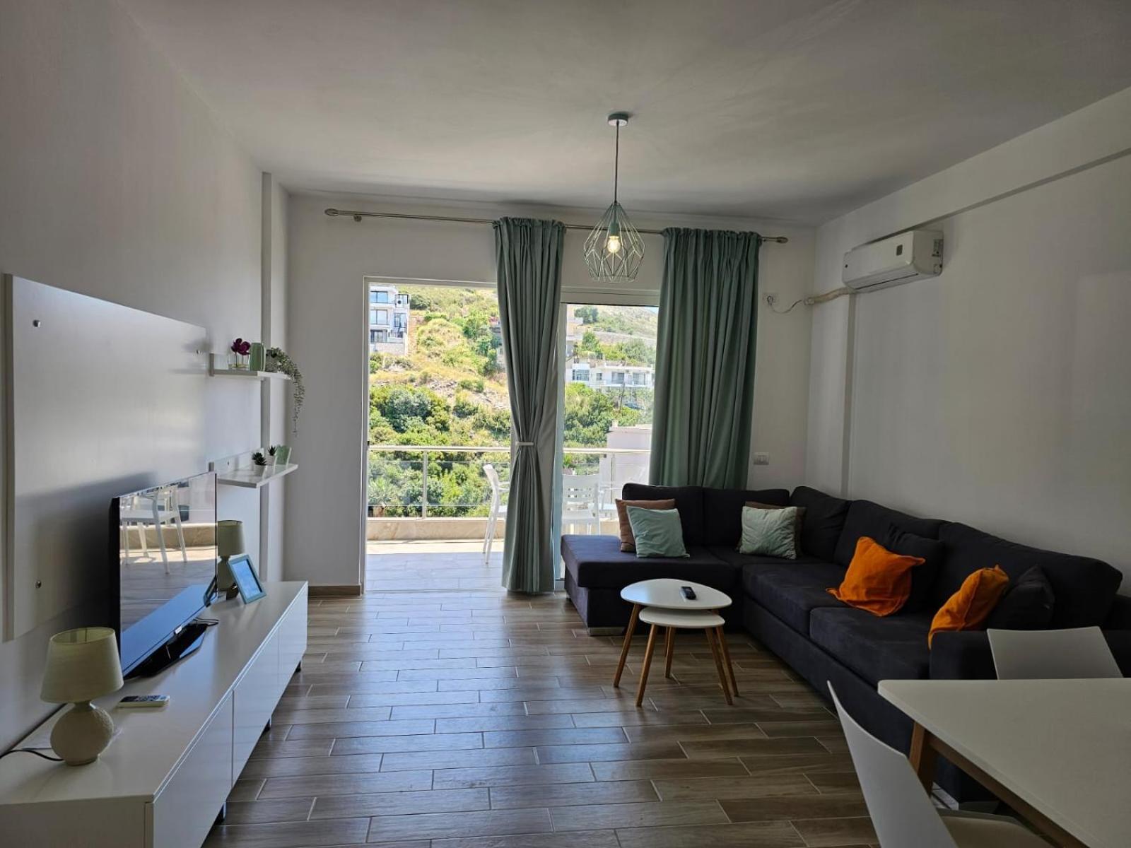 Brand New Apartment *