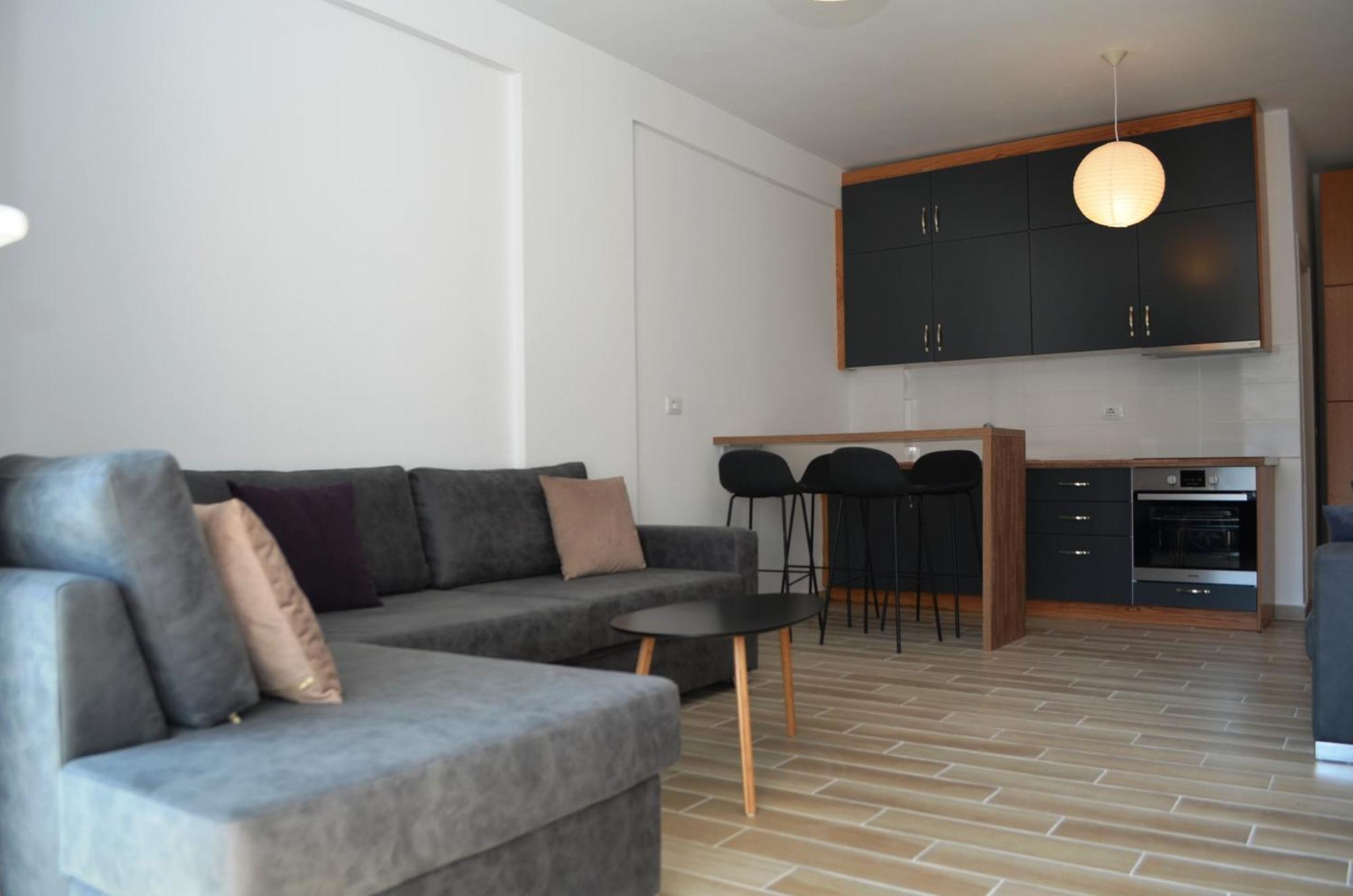 Brand New Sarandë